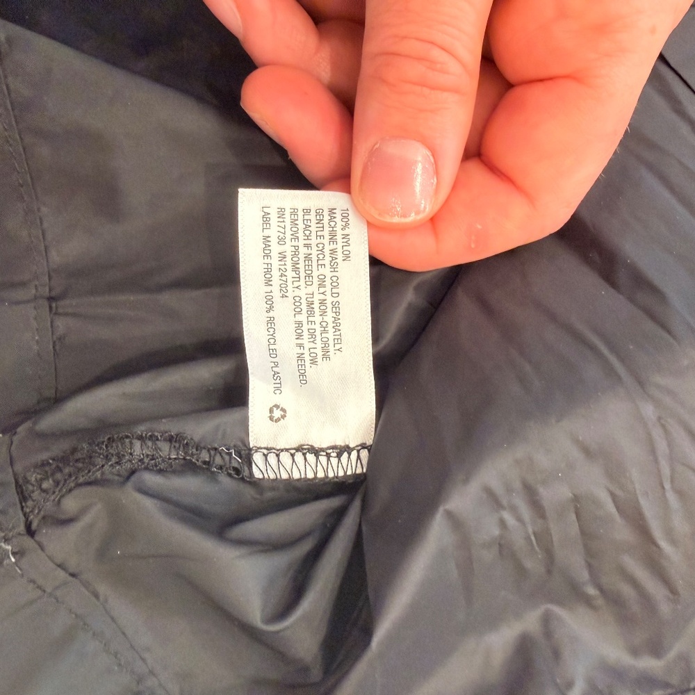 Hunter x Target Rain Dress ☔ Sleeveless Waterproof Coat | Black Zip Front | Wome - Picture 6 of 7